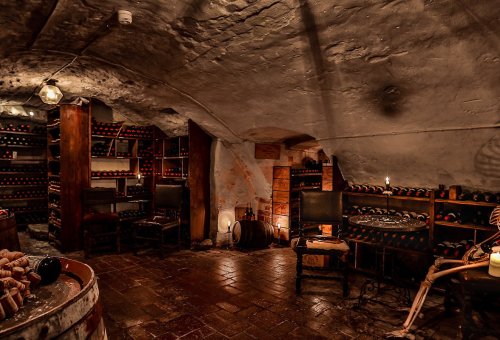 Vadstena kloster hotel vinkælder